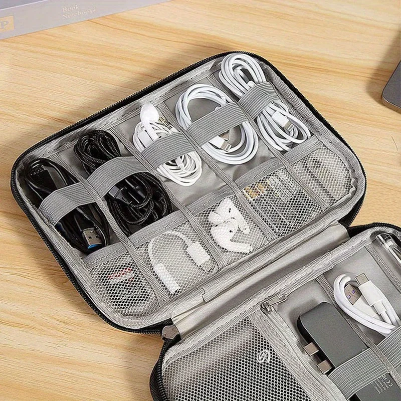 Tech Accessories Travel Organizer Pouch - 1 sac de rangement portable pour